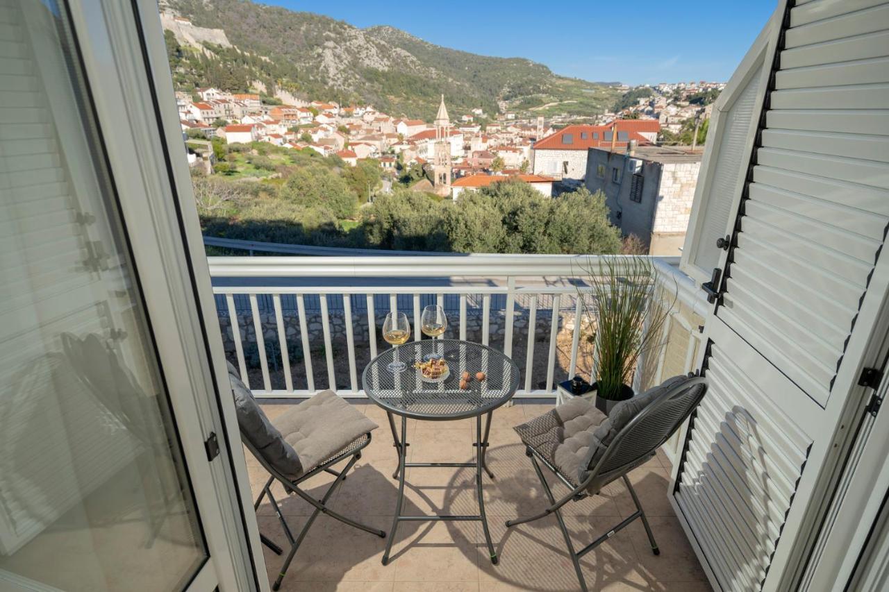 Novak Guesthouse - Zf Hvar 赫瓦尔 外观 照片
