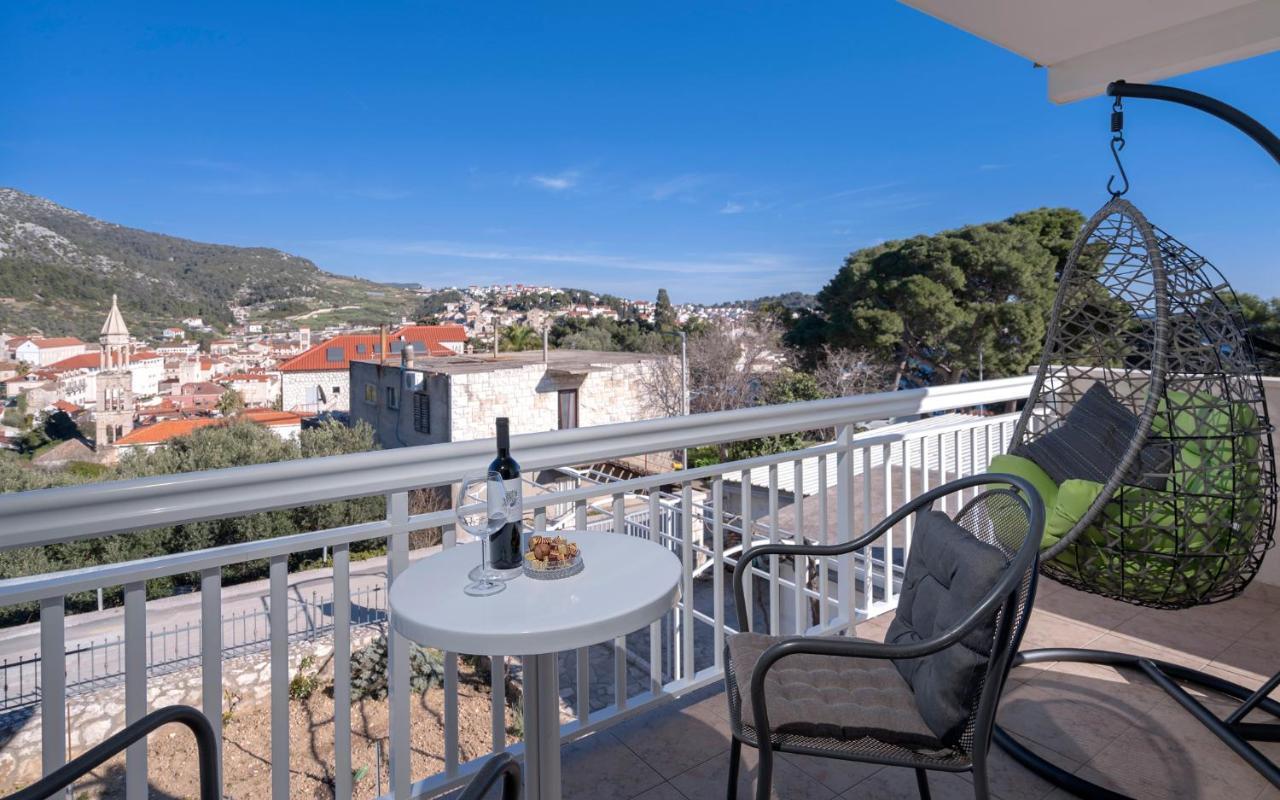 Novak Guesthouse - Zf Hvar 赫瓦尔 外观 照片