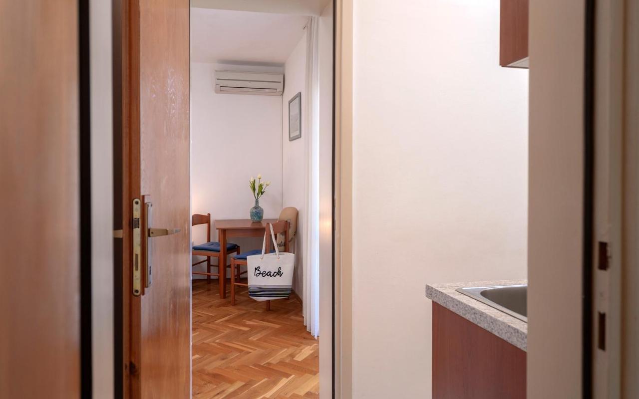 Novak Guesthouse - Zf Hvar 赫瓦尔 外观 照片
