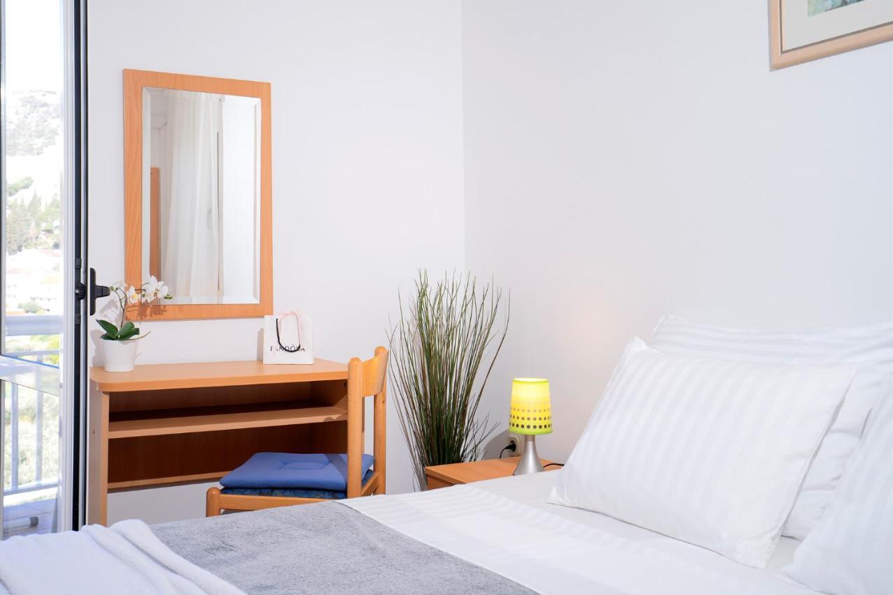 Novak Guesthouse - Zf Hvar 赫瓦尔 外观 照片