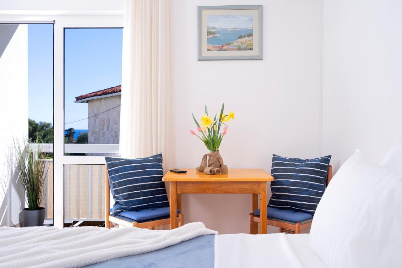 Novak Guesthouse - Zf Hvar 赫瓦尔 外观 照片