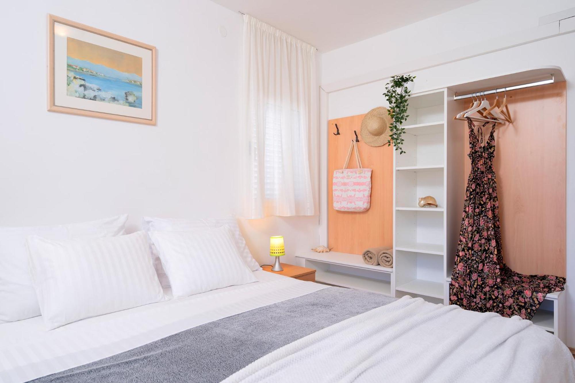 Novak Guesthouse - Zf Hvar 赫瓦尔 外观 照片