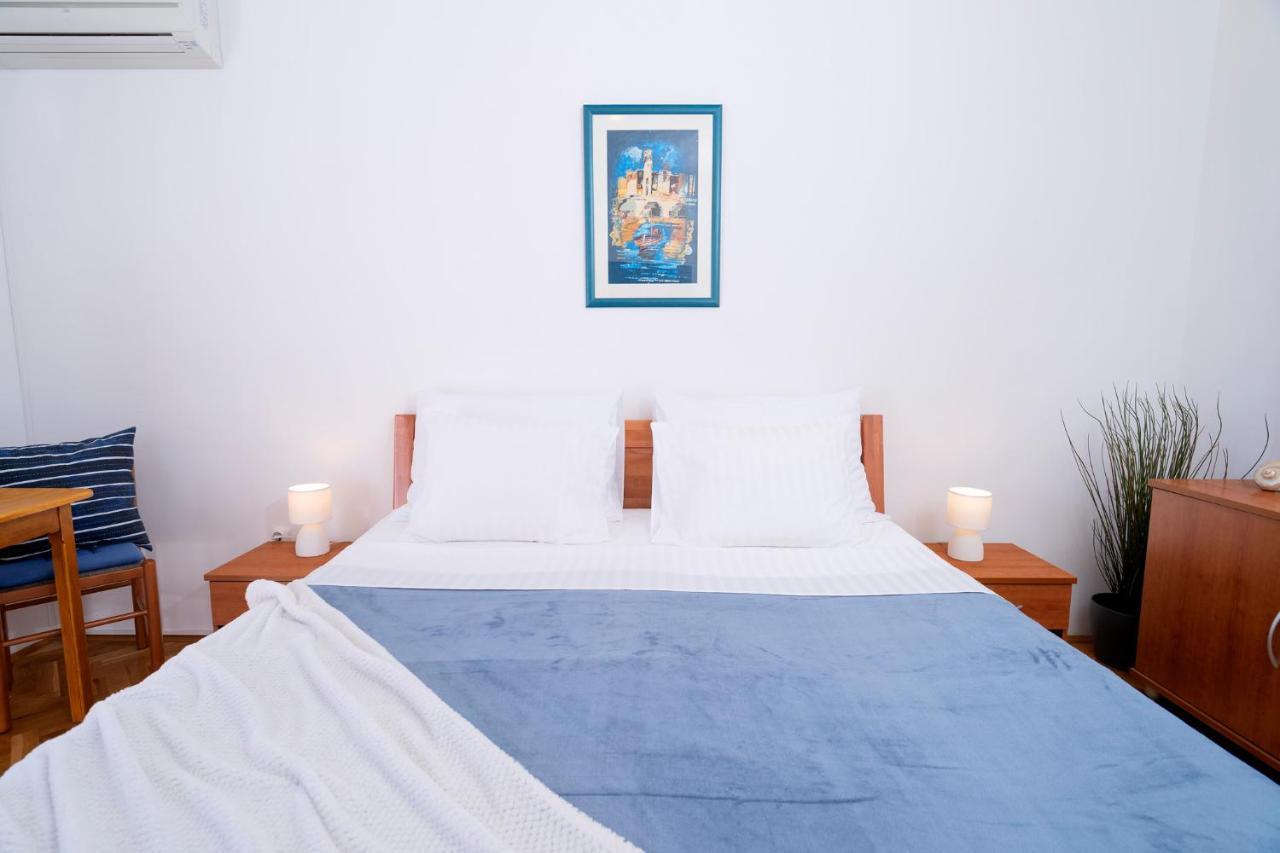 Novak Guesthouse - Zf Hvar 赫瓦尔 外观 照片